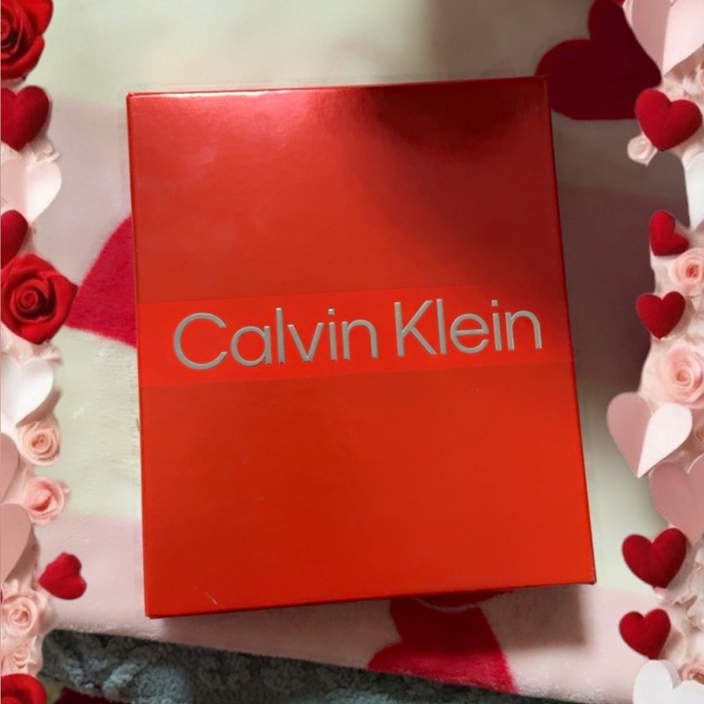 Calvin Klein Vibrant Red Gift Set of 4 Exclusive Fragance